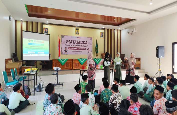 Edukasi Pilah Sampah MAN 1 Kebumen dan MTsN 2 Kebumen Perkuat Hubungan Sister School