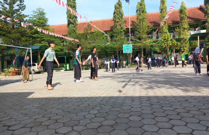 Semarak Hari Kemerdekaan MAN 1 Kebumen Adakan Lomba-lomba