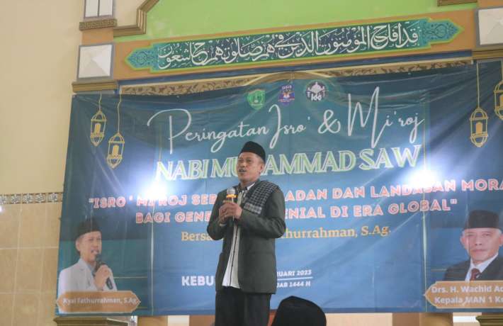 Melalui Peringatan Isro� Mi�roj Ajak Peserta Didik MAN 1 Kebumen Teladani Nabi Muhammad SAW