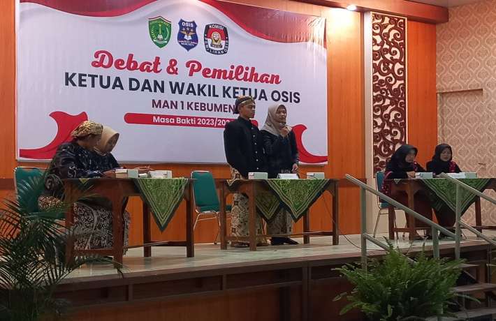 MAN 1 Kebumen Adakan Debat Calon Ketua OSIS sebagai Aktualisasi P5RA