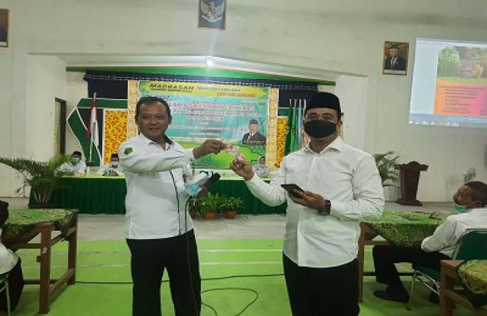 Ingatkan Bahaya Gratifikasi Kakankemenag Sosialisasi Pengendalian Gratifikasi di MAN 1 Kebumen
