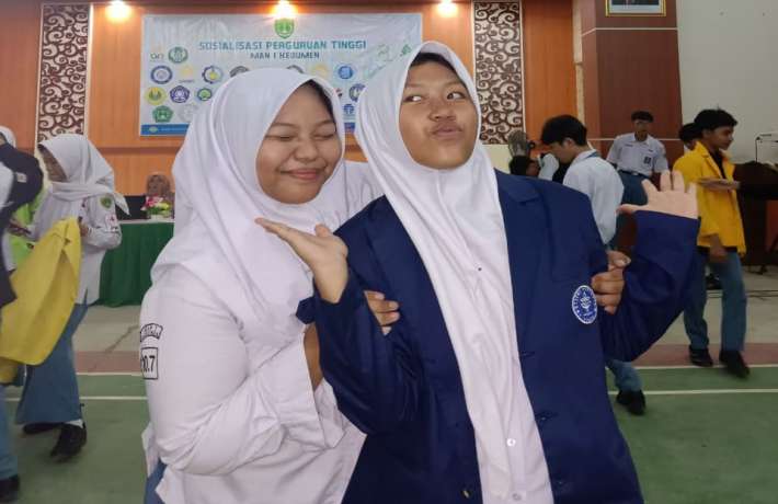 Dua Siswa MAN 1 Kebumen Raih Juara 1 Lomba Reels IG Kebumen Fest 2025